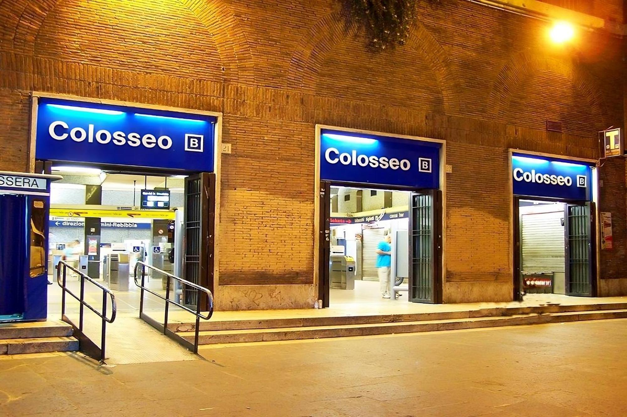 Vacanze Romane Colosseo Apartment 外观 照片